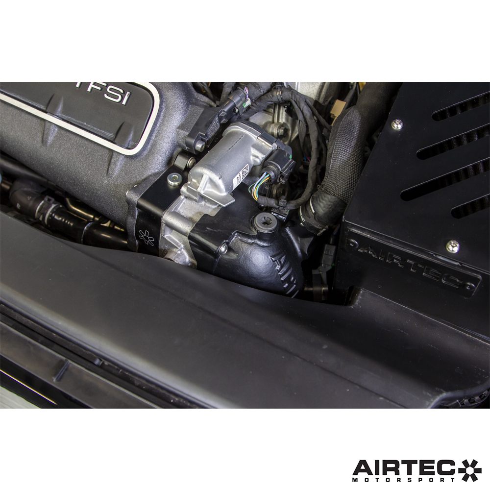 AIRTEC Motorsport RS3 8V Enlarged Coldside