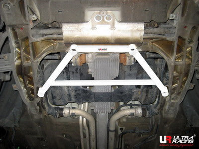 Ultra Racing Porsche 911 (997) 3.6 Carrera 4S 2005 - Front Lower Brace