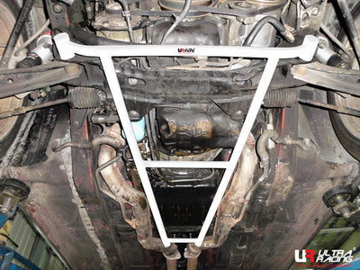 Ultra Racing Nissan 300ZX 3.0 1989 - Front Lower Brace