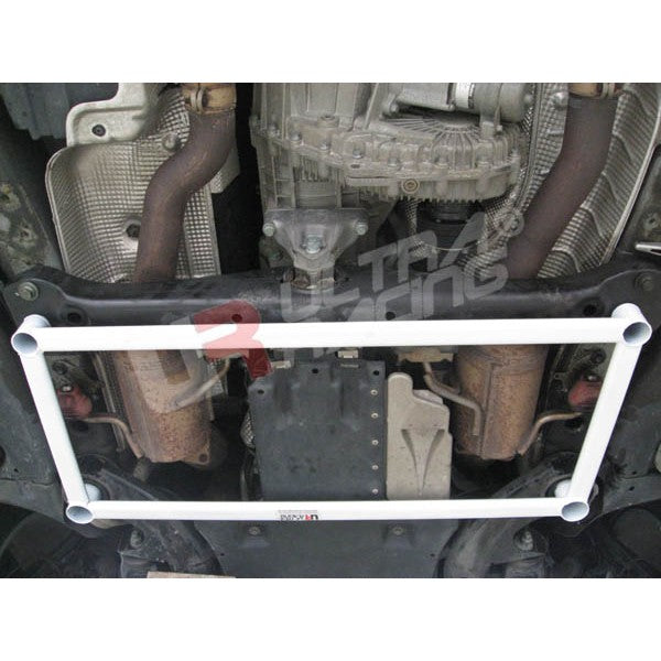 Ultra Racing Audi Q7 4.2 2008 - Front Lower Brace