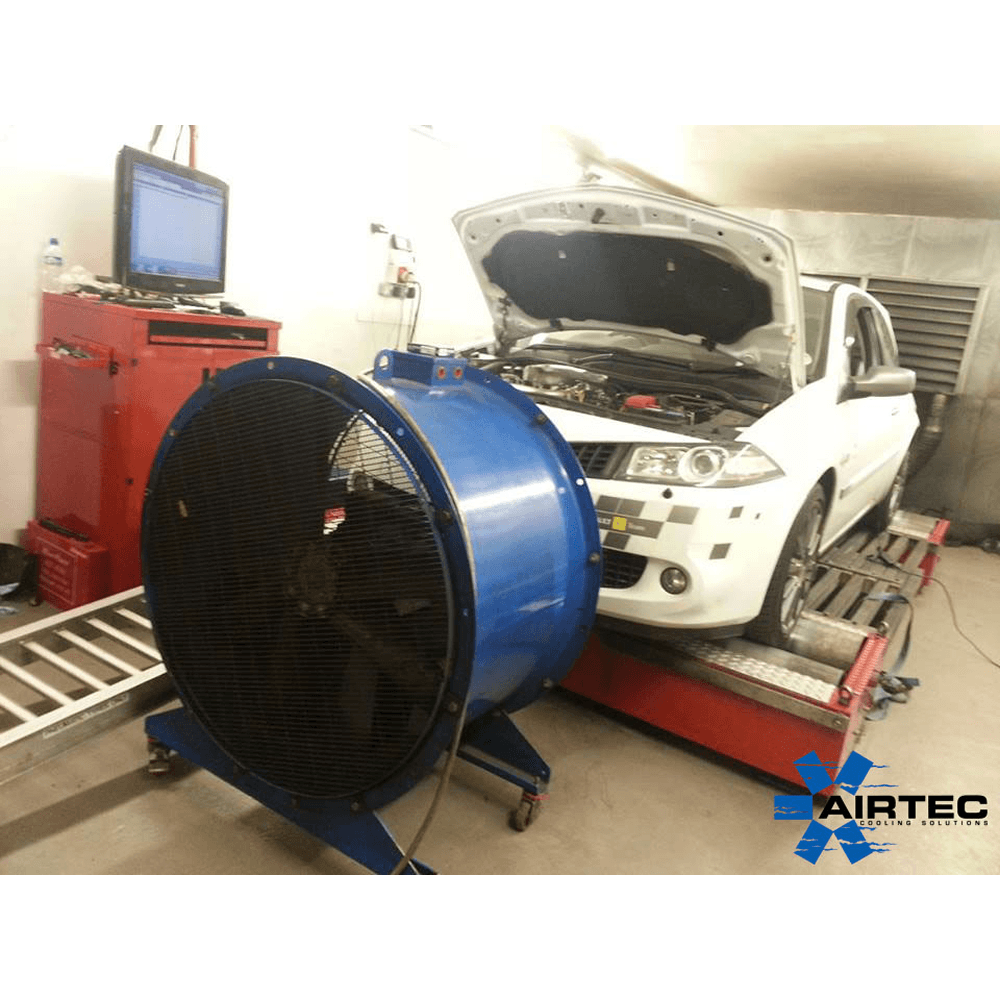 AIRTEC Motorsport 95mm Core Intercooler Upgrade with Air-Ram Scoop for Megane 2 225 and R26