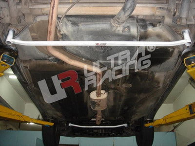 Ultra Racing Peugeot 405  - Rear Lower Brace