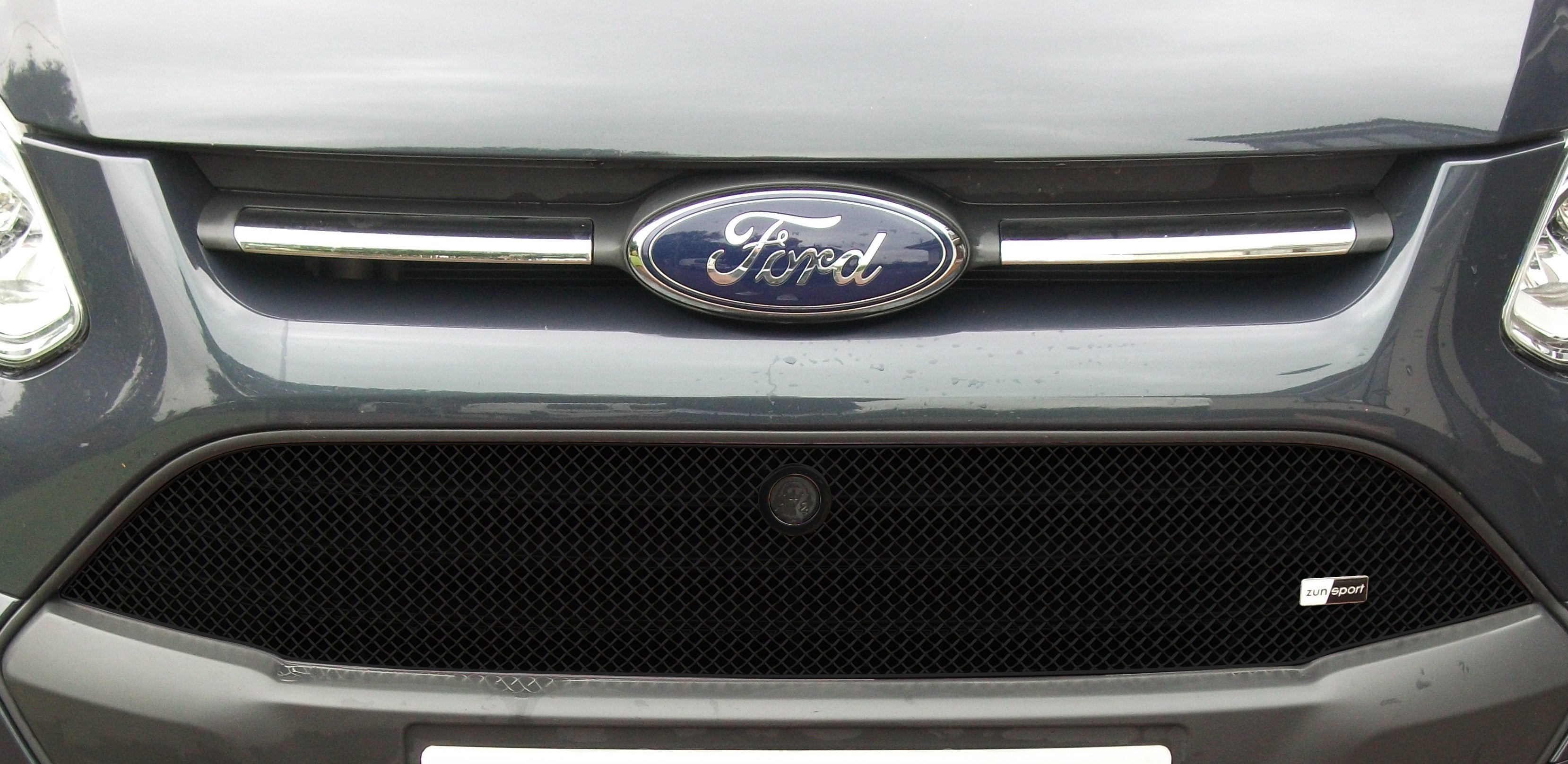 Zunsport Ford Transit Custom 2013 - Upper Grille Black