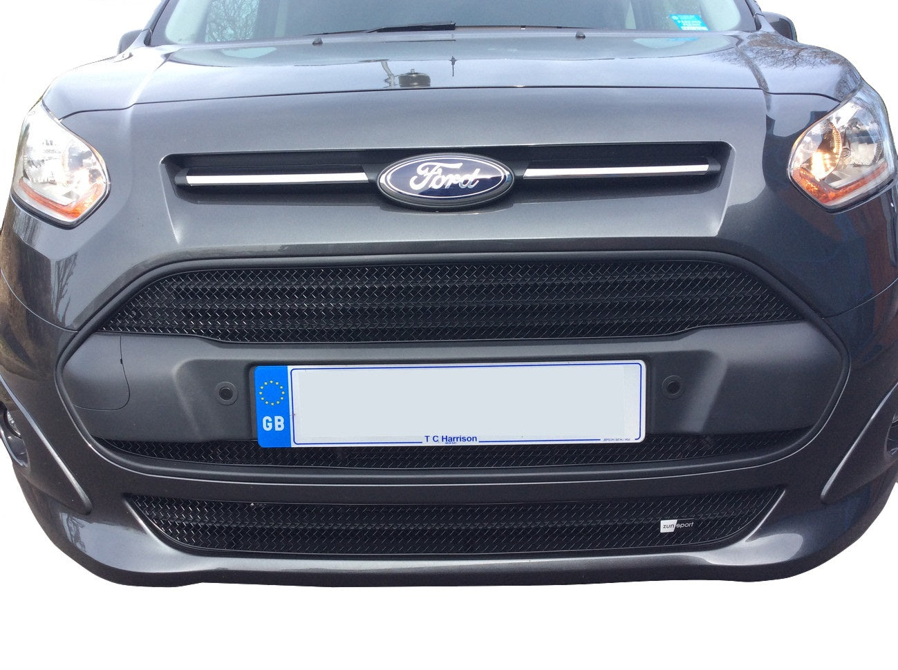 Zunsport Ford Transit Connect 2012 - Full Grille Set