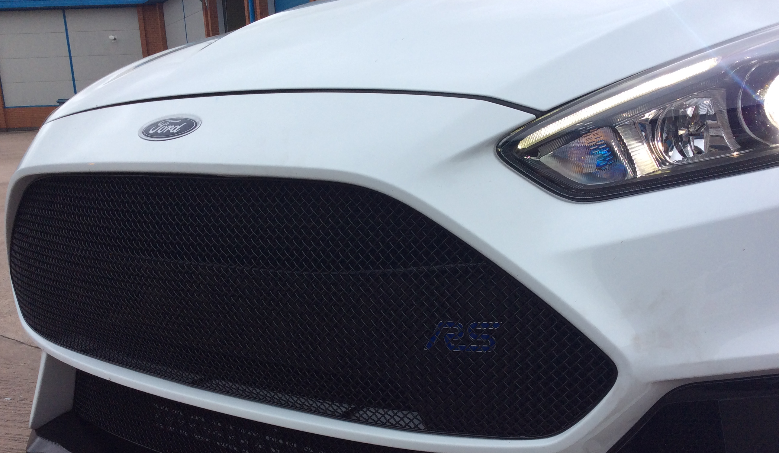 Zunsport Ford Focus RS MK3 2016 - 2018 Upper Grille (1)