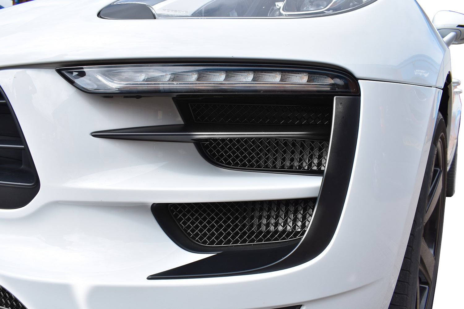 Zunsport Porsche Macan GTS 2014 - 2018 Outer Grille Set